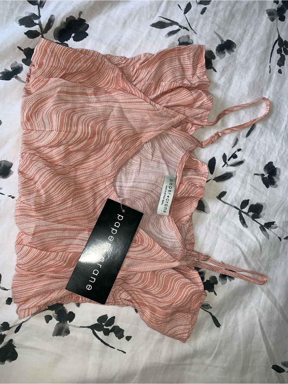 Paper Crane Peach Wave-Print Spaghetti Strap Cami